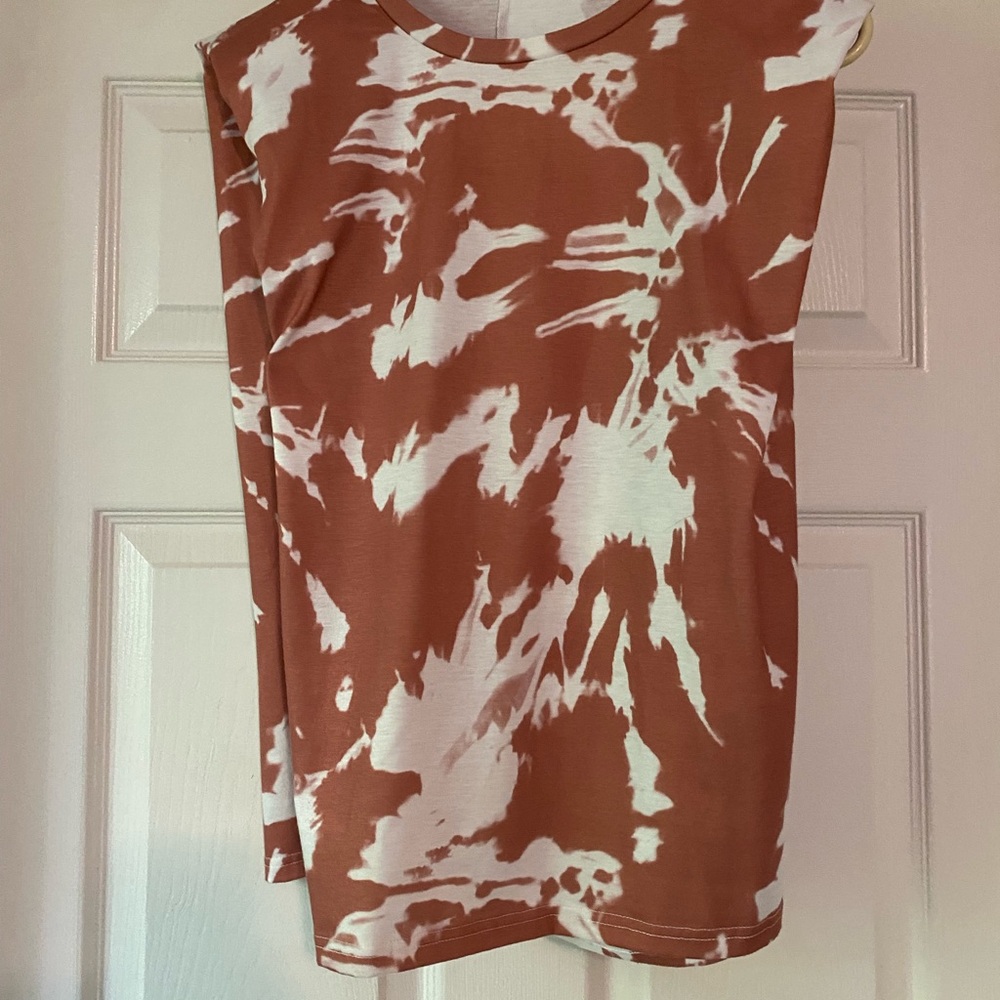 Women's Tie-Dye Sleeveless Top